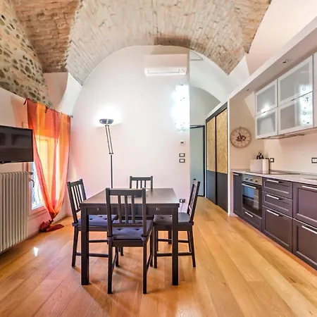 Apartment A Saltarelli Vicino All'aeroporto