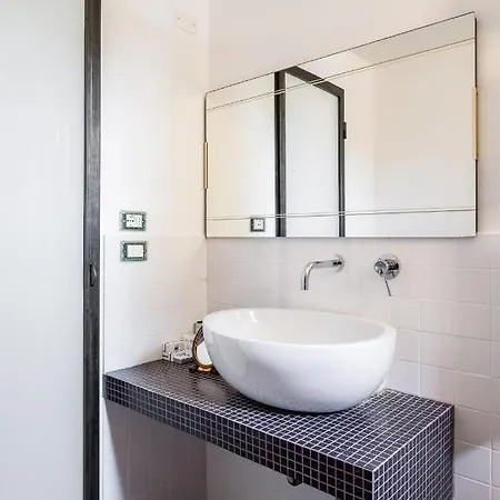 A Saltarelli Vicino All'aeroporto *